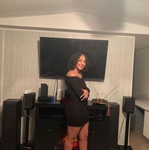 Meet your Posher, Talia